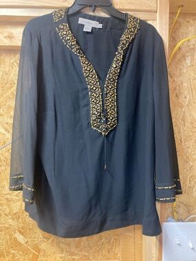 THEME/Black  Tunic with Gold Beaded Trim